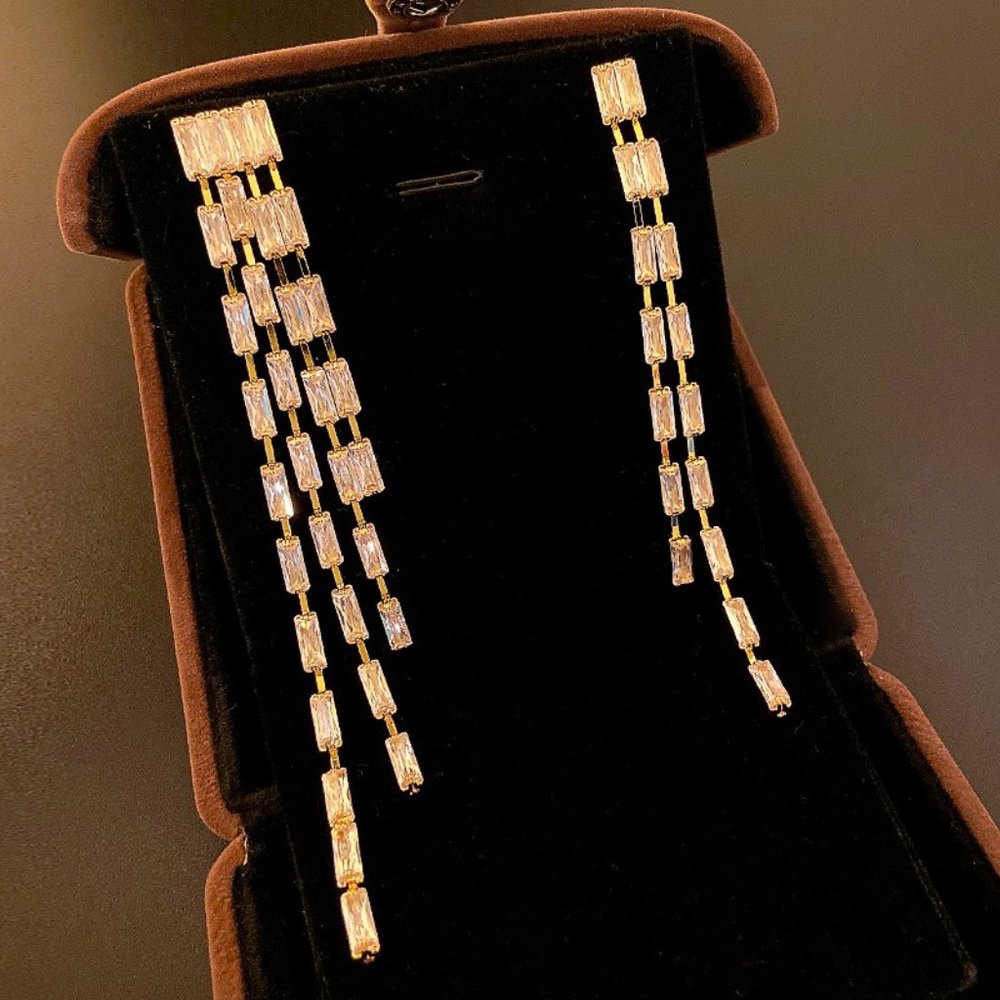 4+2 Full Diamond Long Earrings Gold and Silver